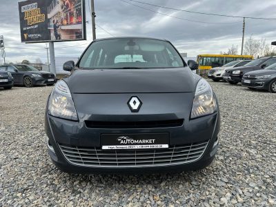 Renault Scenic 2009рік