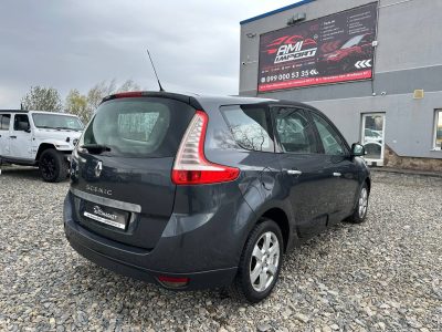 Renault Scenic 2009рік