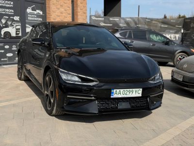 Kia EV6 2022рік