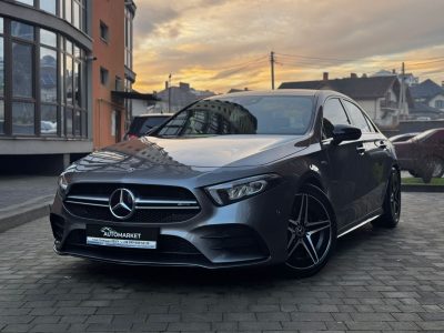 Mercedes-Benz  2020рік