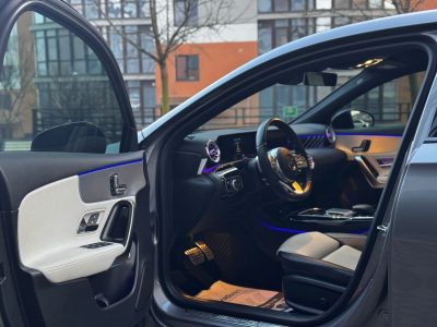 Mercedes-Benz  2020рік