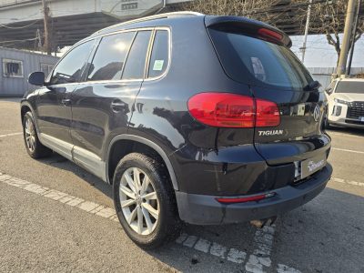 Volkswagen Tiguan 2015рік 2.0 Дизель Автомат