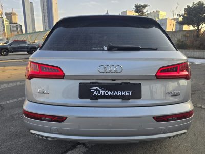 Audi Q5 2020рік 2.0 Дизель Автомат