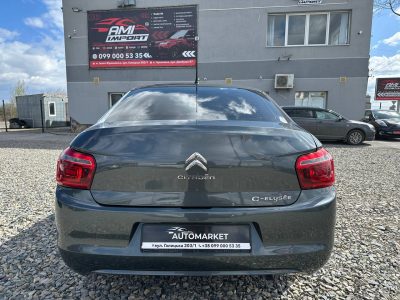 CITROEN C-ELYSEE 2018рік 1.2 Газ/Бензин Ручна / Механіка