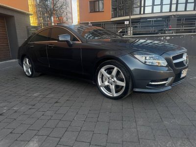 Mercedes-Benz 2014рік