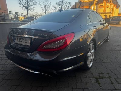 Mercedes-Benz 2014рік