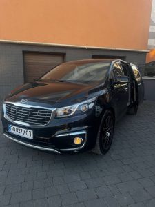 Kia Carnival 2015рік