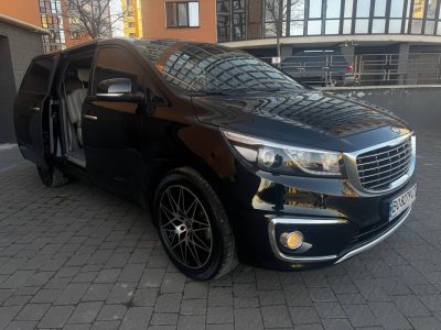 Kia Carnival 2015рік