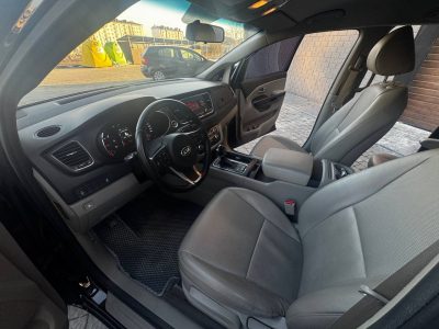 Kia Carnival 2015рік