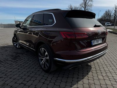 Volkswagen Touareg 2018рік
