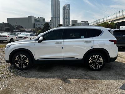 Автомобіль Hyundai Santa Fe 2.0 Дизель Автомат 2018рік пробіг 68000