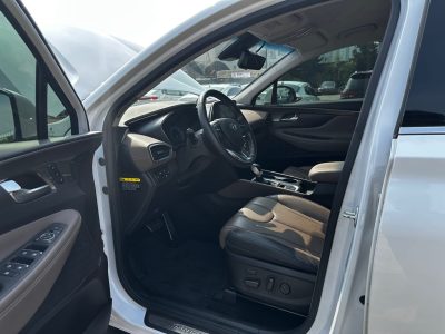 Автомобіль Hyundai Santa Fe 2.0 Дизель Автомат 2018рік пробіг 68000