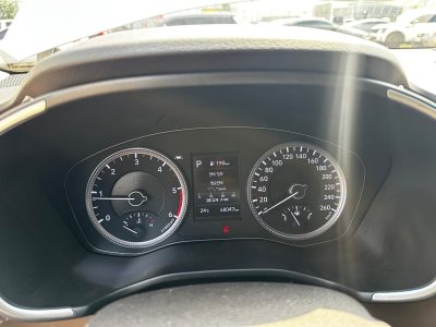 Автомобіль Hyundai Santa Fe 2.0 Дизель Автомат 2018рік пробіг 68000