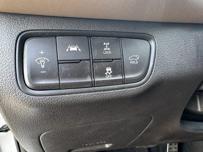 Автомобіль Hyundai Santa Fe 2.0 Дизель Автомат 2018рік пробіг 68000