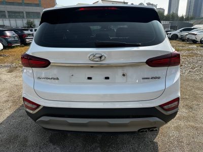 Автомобіль Hyundai Santa Fe 2.0 Дизель Автомат 2018рік пробіг 68000