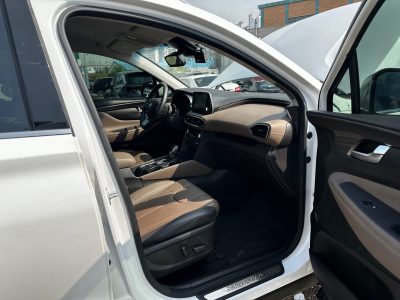 Автомобіль Hyundai Santa Fe 2.0 Дизель Автомат 2018рік пробіг 68000