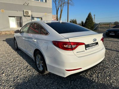 Hyundai Sonata 2016рік 2.4 Бензин Автомат