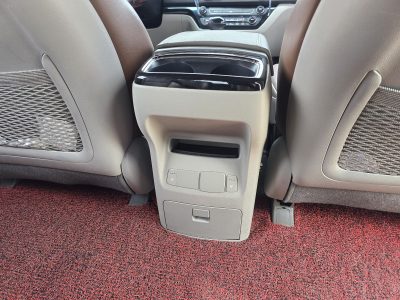 Автомобіль Kia Carnival 2.2 Дизель Автомат 2016рік пробіг 164тис.км