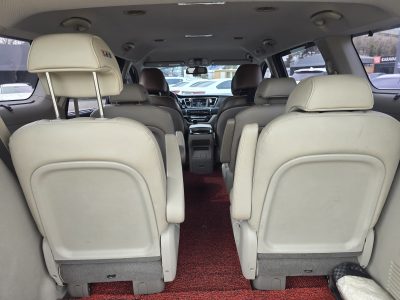 Автомобіль Kia Carnival 2.2 Дизель Автомат 2016рік пробіг 164тис.км