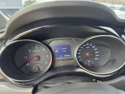 Автомобіль Kia Carnival 2.2 Дизель Автомат 2016рік пробіг 164тис.км