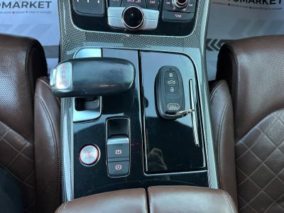 Audi S 8 2013рік