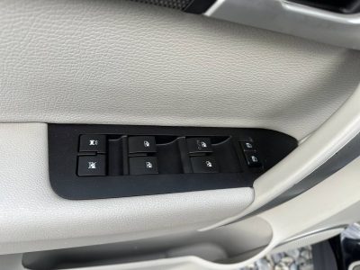 Chevrolet Captiva 2013рік 2.2 Дизель Ручна / Механіка