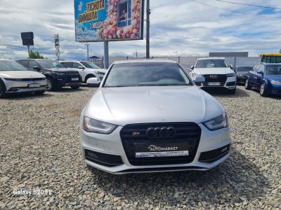 Audi A4 2013рік 2.0 Бензин Автомат