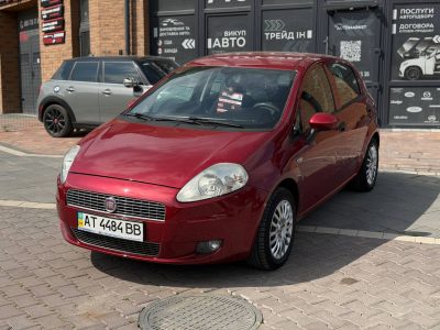 FIAT GRANDE PUNTO 2010рік 1.4 Бензин Варіатор