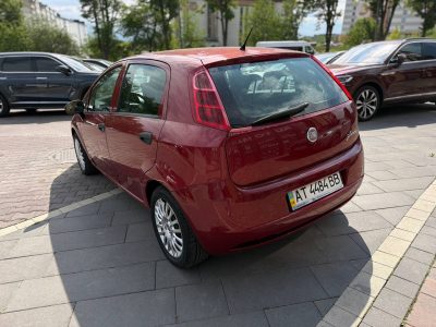 FIAT GRANDE PUNTO 2010рік 1.4 Бензин Варіатор