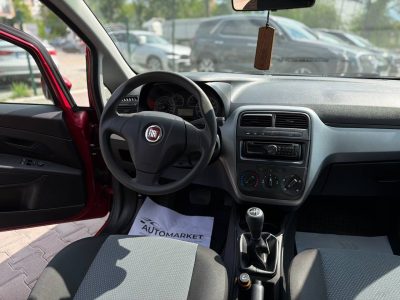 FIAT GRANDE PUNTO 2010рік 1.4 Бензин Варіатор
