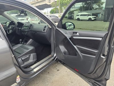 Автомобіль Volkswagen Tiguan 2.0 Дизель Автомат 2015рік пробіг 190тис.км