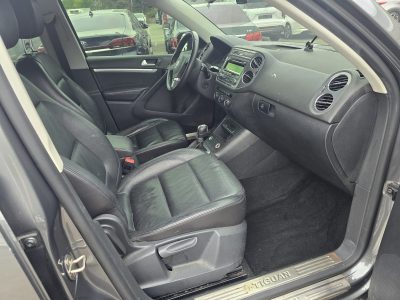 Автомобіль Volkswagen Tiguan 2.0 Дизель Автомат 2015рік пробіг 190тис.км