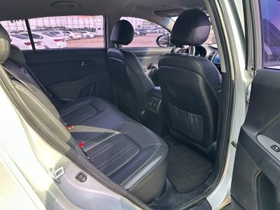 Автомобіль Kia Sportage 2.0 Дизель Автомат 2013рік пробіг 97000