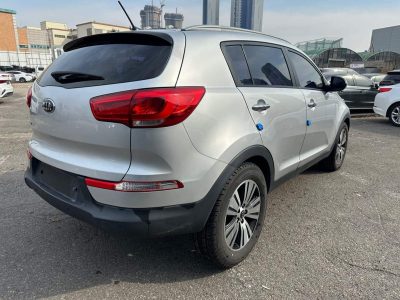 Автомобіль Kia Sportage 2.0 Дизель Автомат 2013рік пробіг 97000