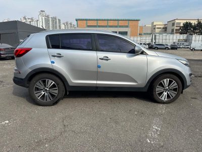 Автомобіль Kia Sportage 2.0 Дизель Автомат 2013рік пробіг 97000