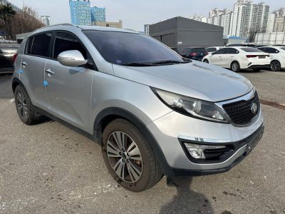 Автомобіль Kia Sportage 2.0 Дизель Автомат 2013рік пробіг 97000