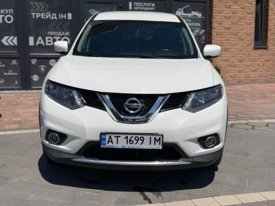 Nissan Rogue 2016рік 2.5 Бензин Автомат