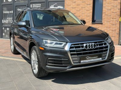 Audi Q5 2019рік 2.0 Бензин Автомат