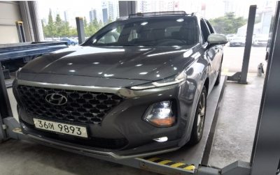 Автомобіль Hyundai Santa Fe 2.2 Дизель INSPIRATION Повний привід 7 місний Автомат 2018рік пробіг 186329