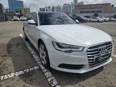 Автомобіль Audi A6 2.0 Дизель Автомат 2015рік пробіг 179000