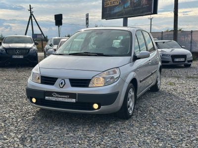 Renault MEGANE SCENIC 2006рік 1.6 Бензин Автомат
